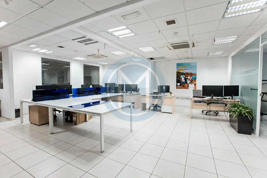 Penthouse Office in San Gwann