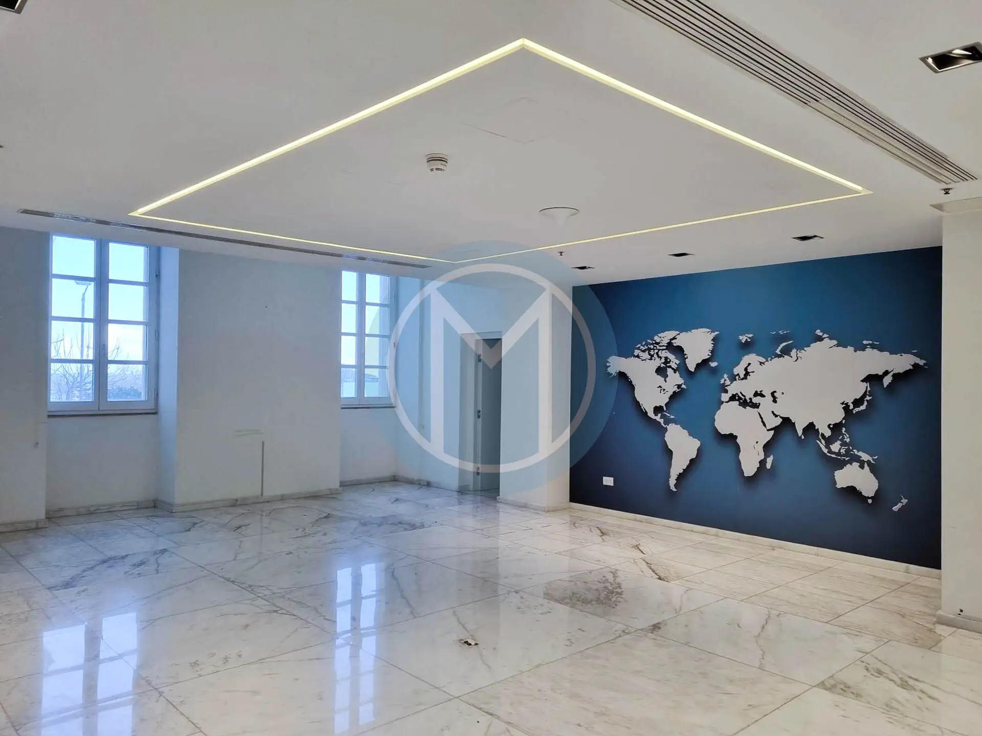 Sliema Office with own entrance