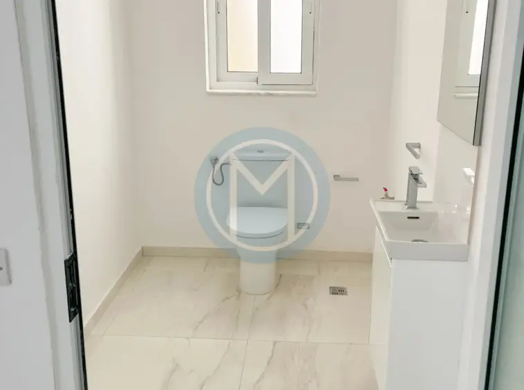 Spacious Bright Office in Gzira