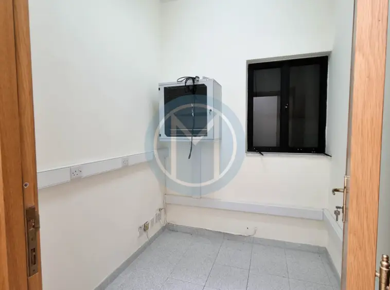 Ta Xbiex Office For 20 People