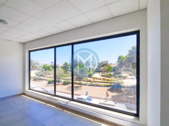 Duplex Office in Ta' Xbiex
