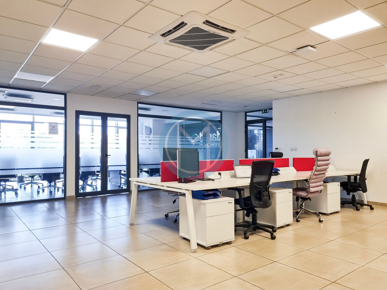 2000 SQM Office To Let
