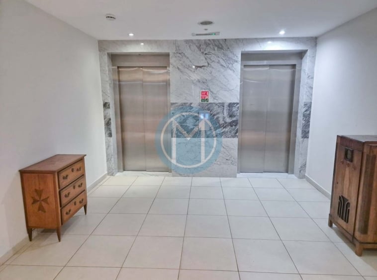 350 SQM St Julian's Office For Rent