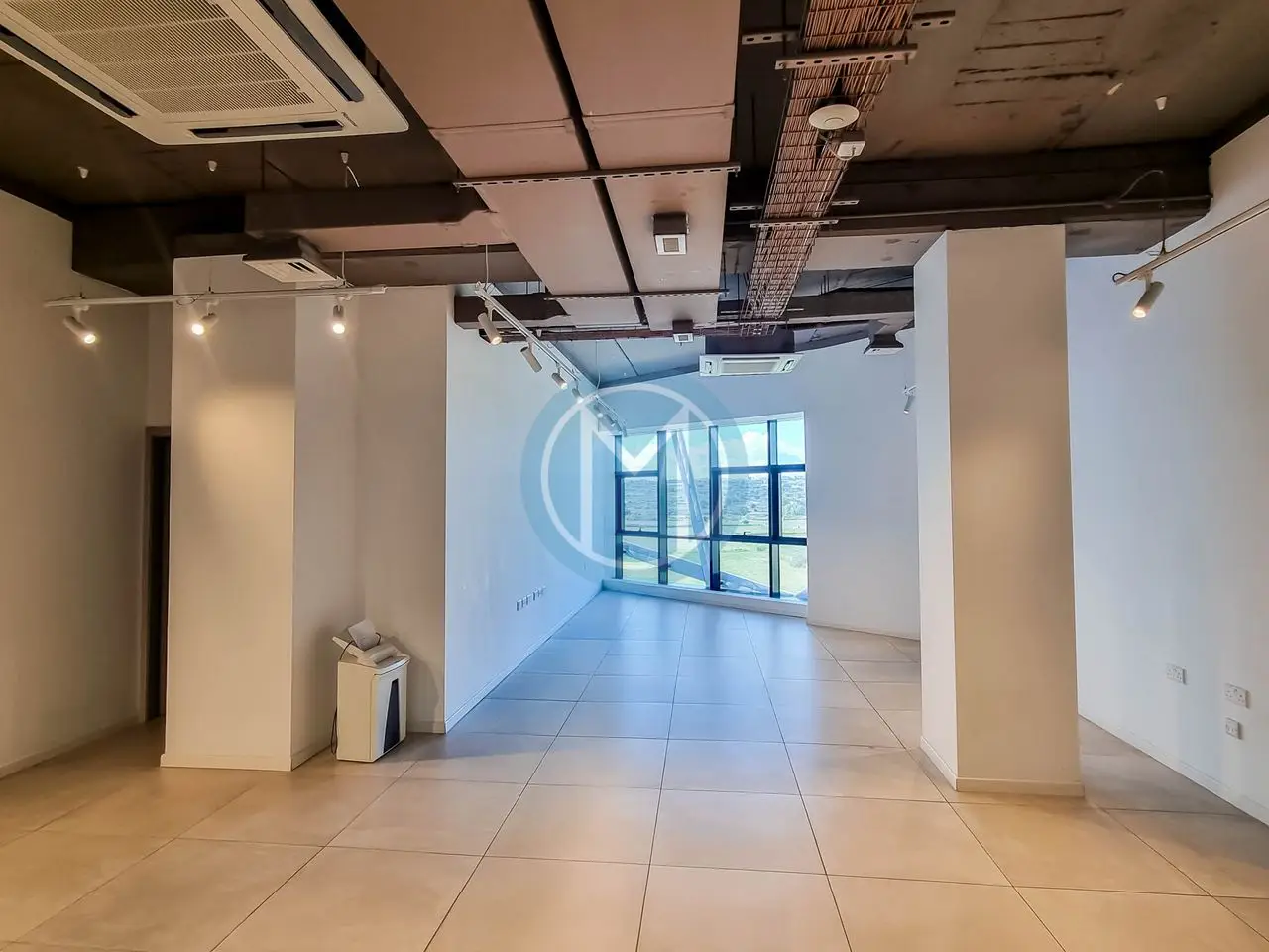 692429bc4b0525a0cf9e40b5_6914a2cbd57d6d039b29e9e4 150 SQM Mriehel Office