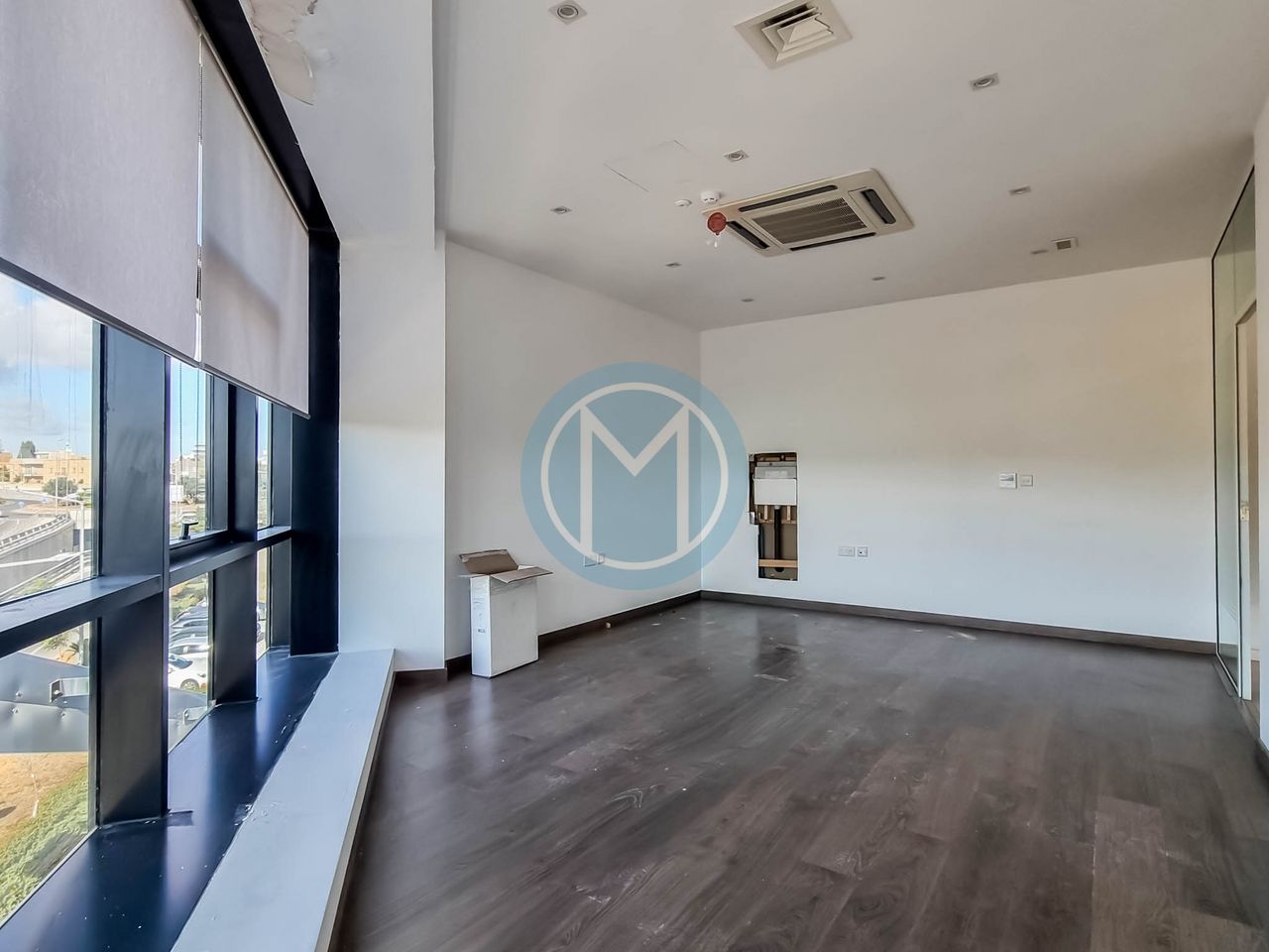 692429bc4b0525a0cf9e40b5_6914a30ed57d6d039b29edf6 150 SQM Mriehel Office