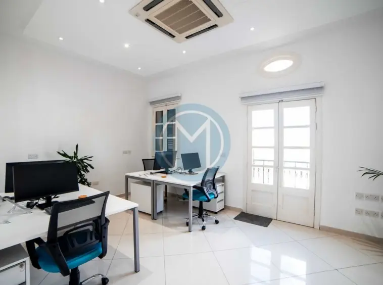 300 SQM Naxxar Office For Rent