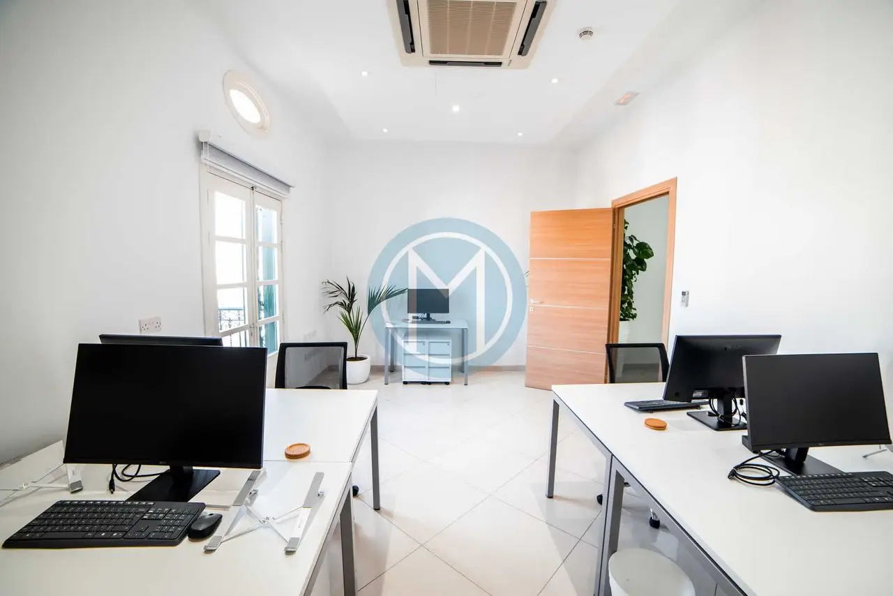 300 SQM Naxxar Office For Rent