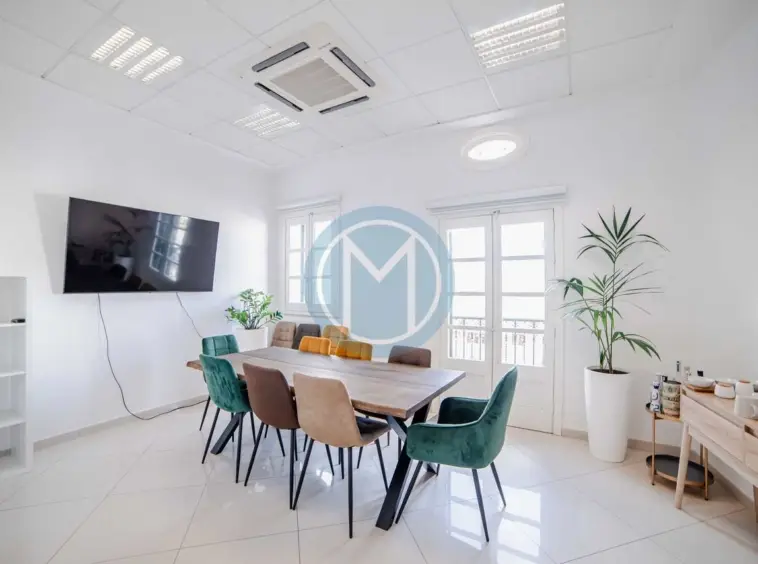 300 SQM Naxxar Office For Rent