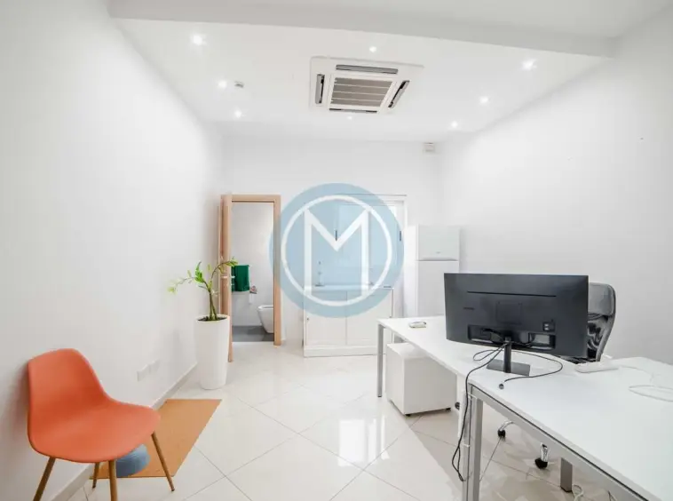 300 SQM Naxxar Office For Rent