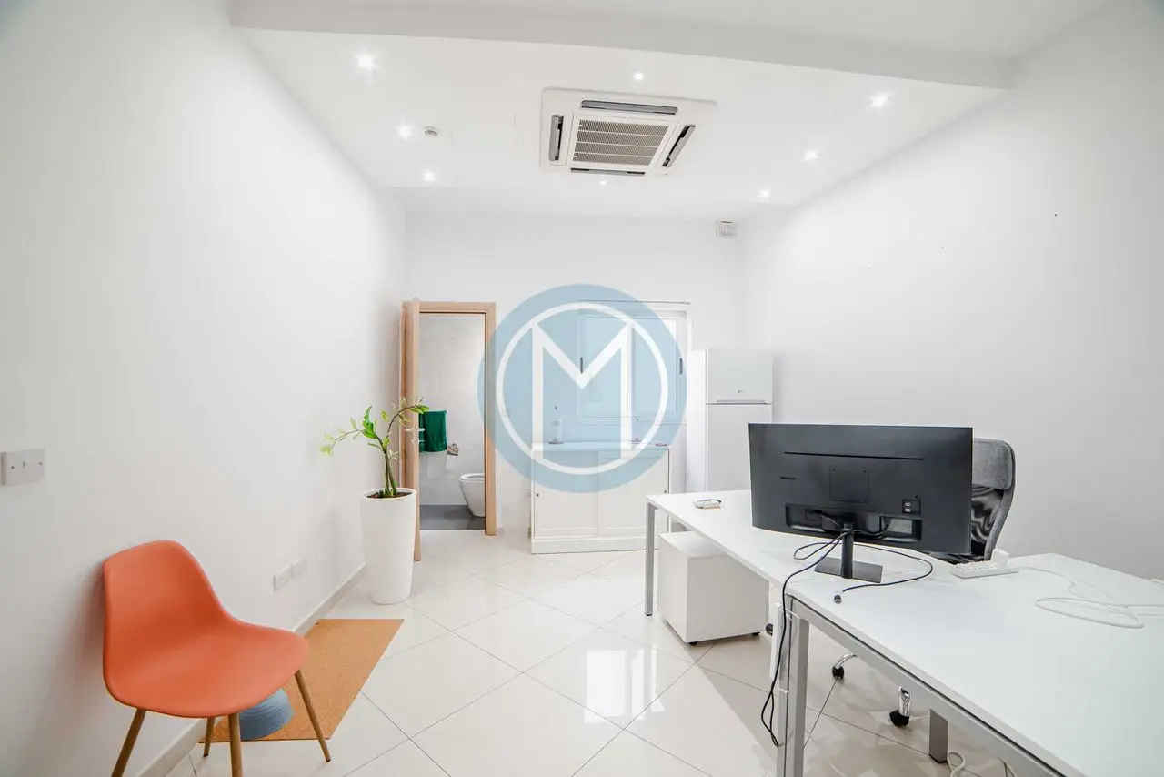 300 SQM Naxxar Office For Rent