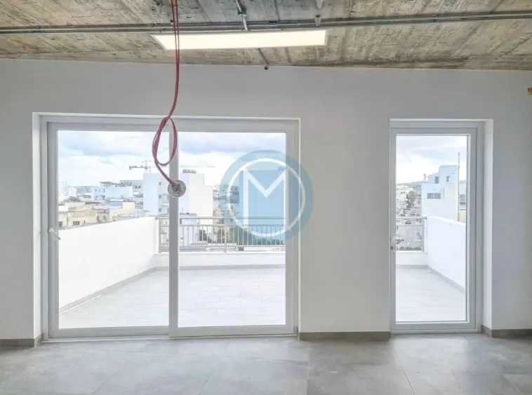 Penthouse Office in Mosta To Let