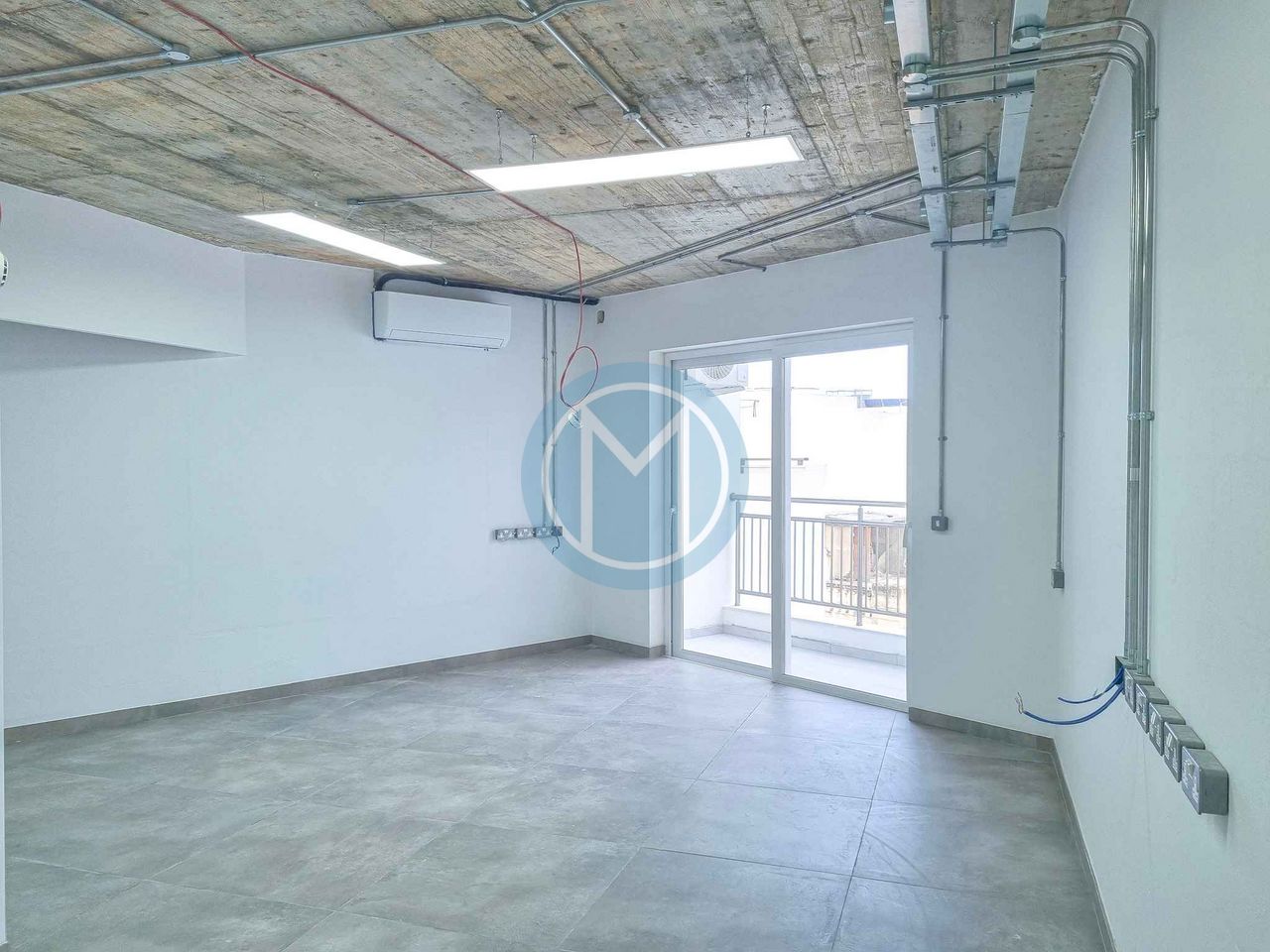 Penthouse Office in Mosta To Let