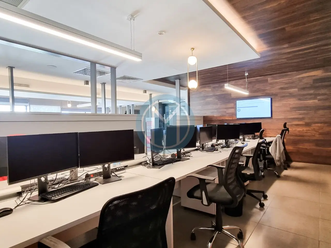 693be6d14b0525a0cfa0813d_68153867344d16cbe0b0e670 1000 SQM Office For Rent