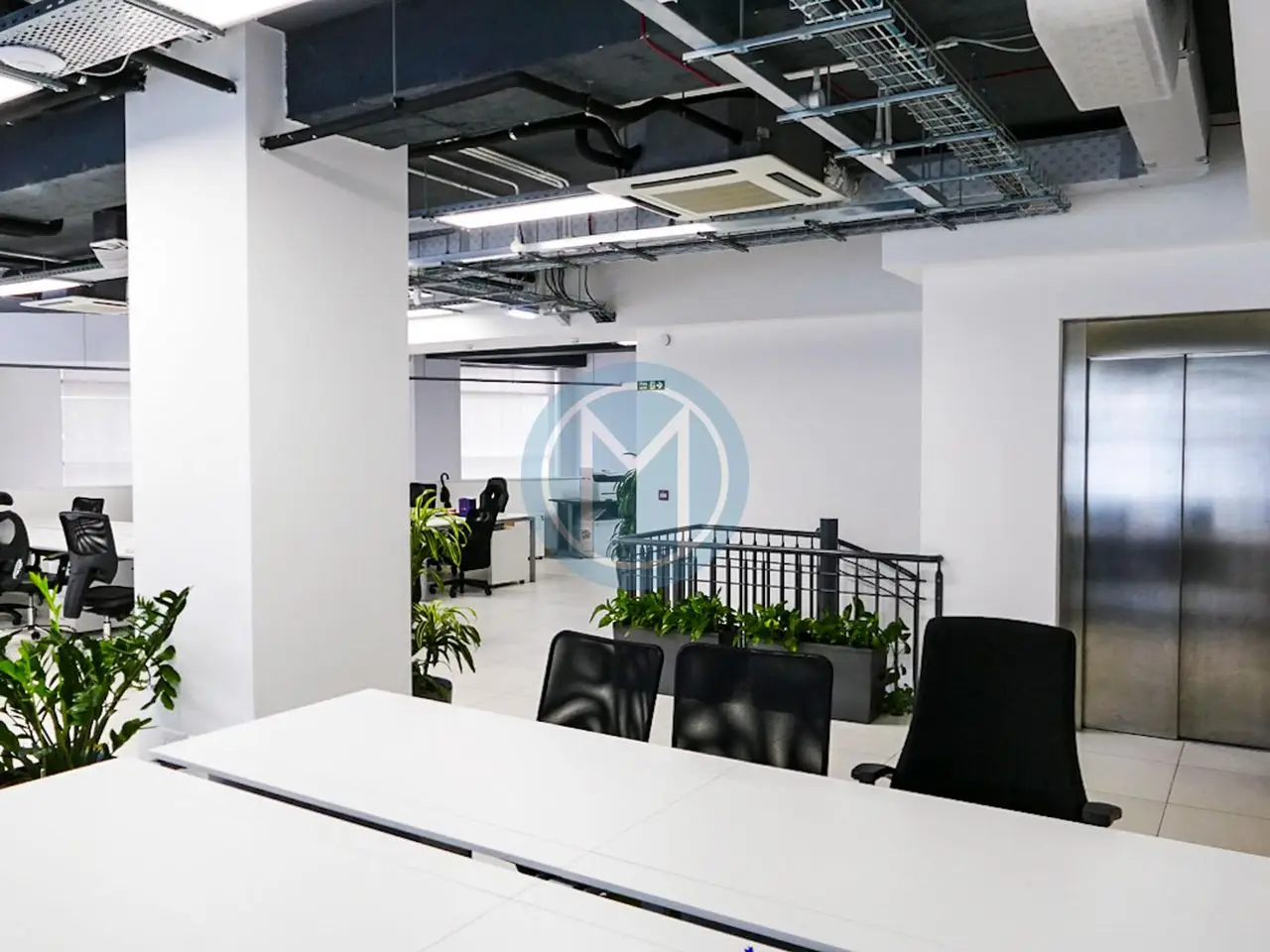 693c1fdc4b0525a0cfa0f3ce_68e6373dd57d6d039b2429e2 Multi-Floor Office Space to Let