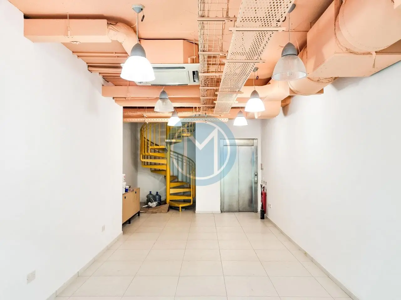 693c1fdc4b0525a0cfa0f3ce_68e6375cd57d6d039b242d75 Multi-Floor Office Space to Let