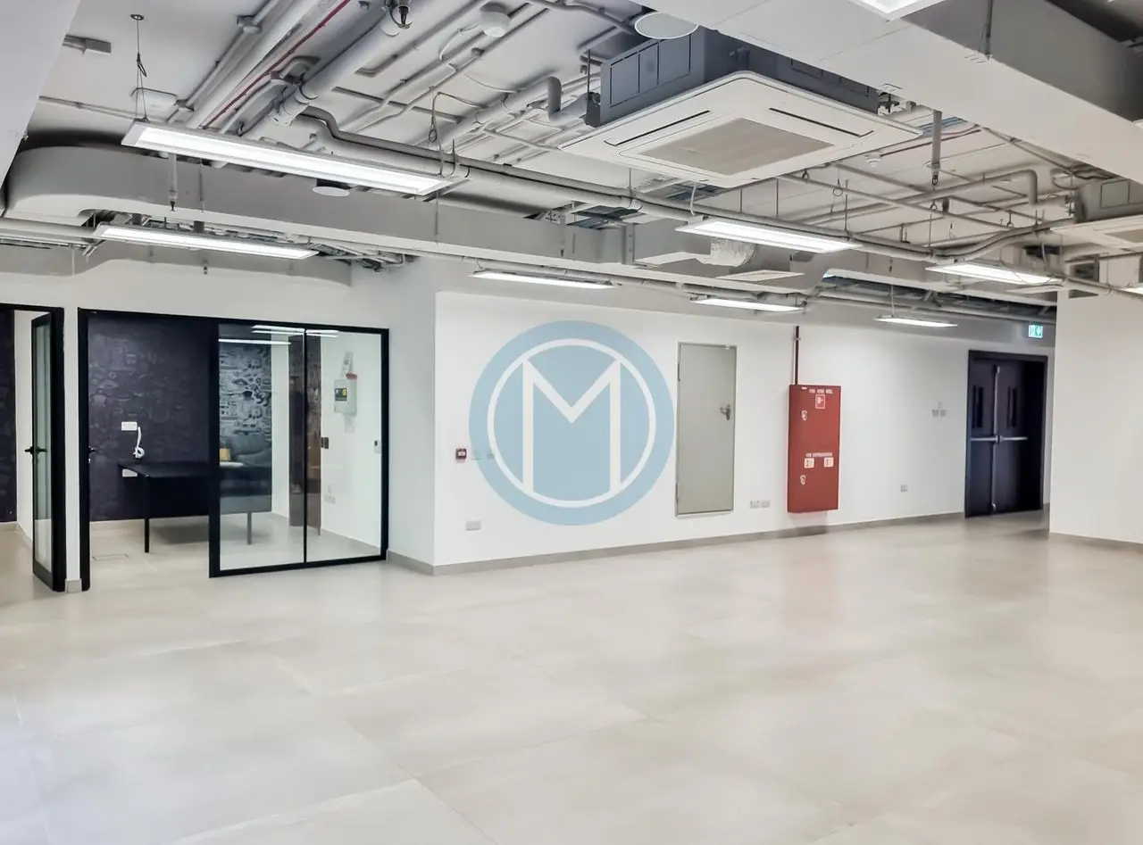 693fd8944b0525a0cfa15f0d_693fd6424b0525a0cfa14d4d 350 SQM Office in St Julian's to Let