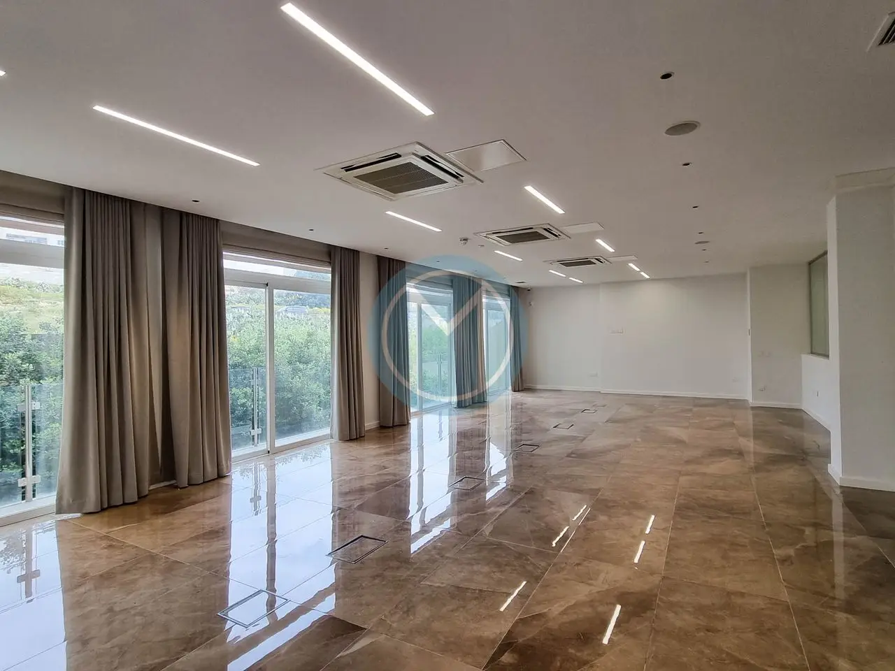 6810cbf8344d16cbe0ae5a76_680ab914344d16cbe0addc56 Luxury Commercial Office In St. Julian’s