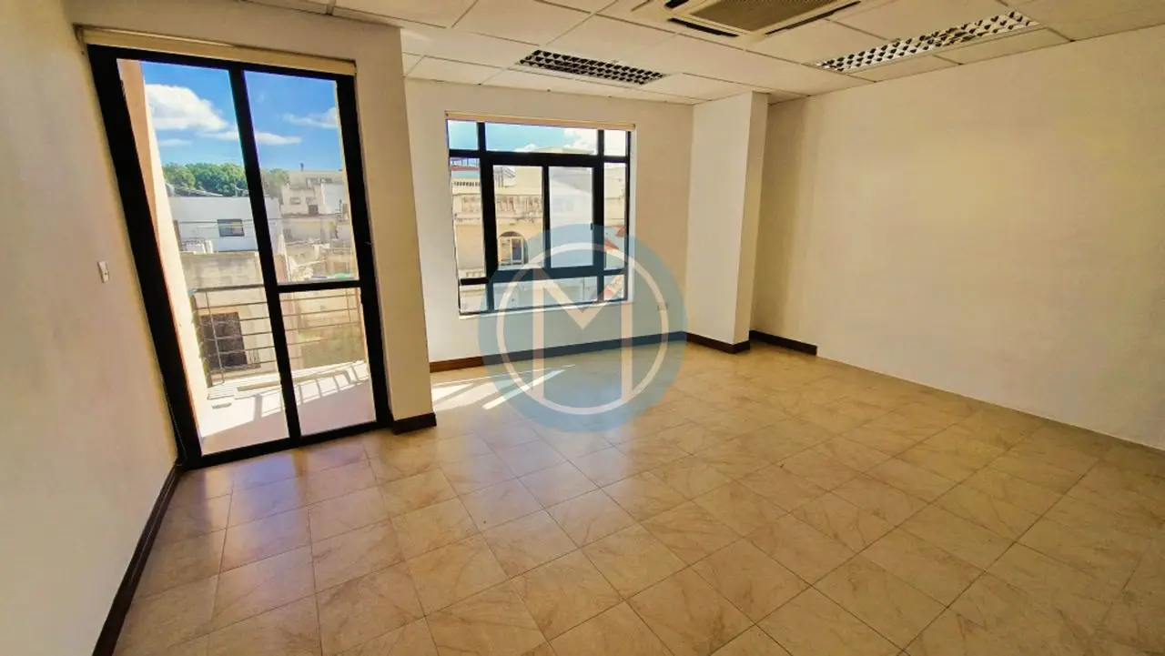 6978b68acdb4186721e6bb48_68154329344d16cbe0b12f9d Naxxar 100 SQM Office To Let