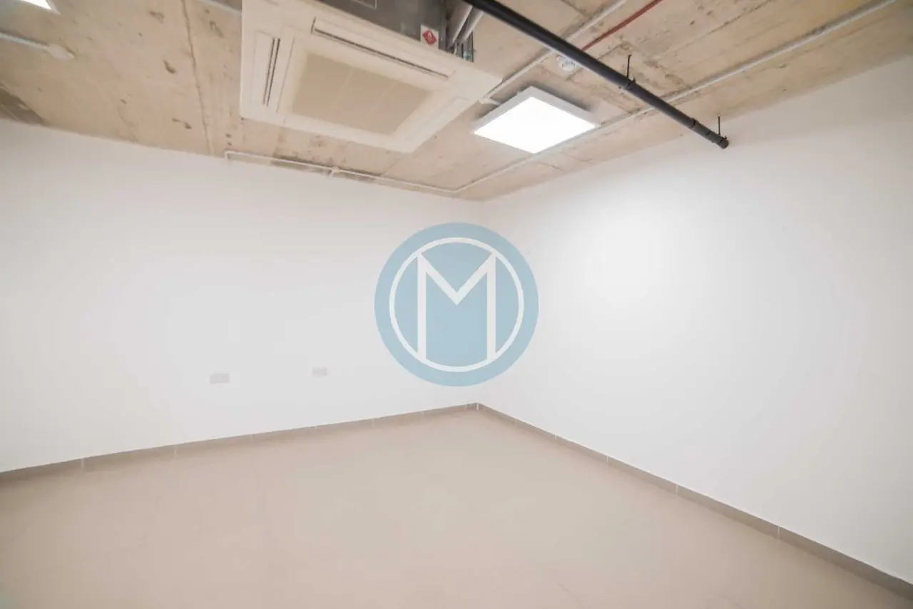 697b3a13cdb4186721e7f5ff_697b3a63cdb4186721e7f826 School For Rent