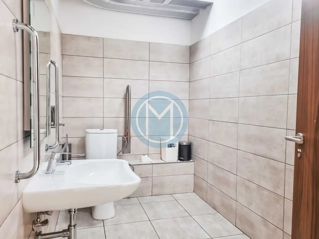 6964ed6addec5dcb418ee073_6964ec7fddec5dcb418ede1c 250 SQM Mriehel Office To Let