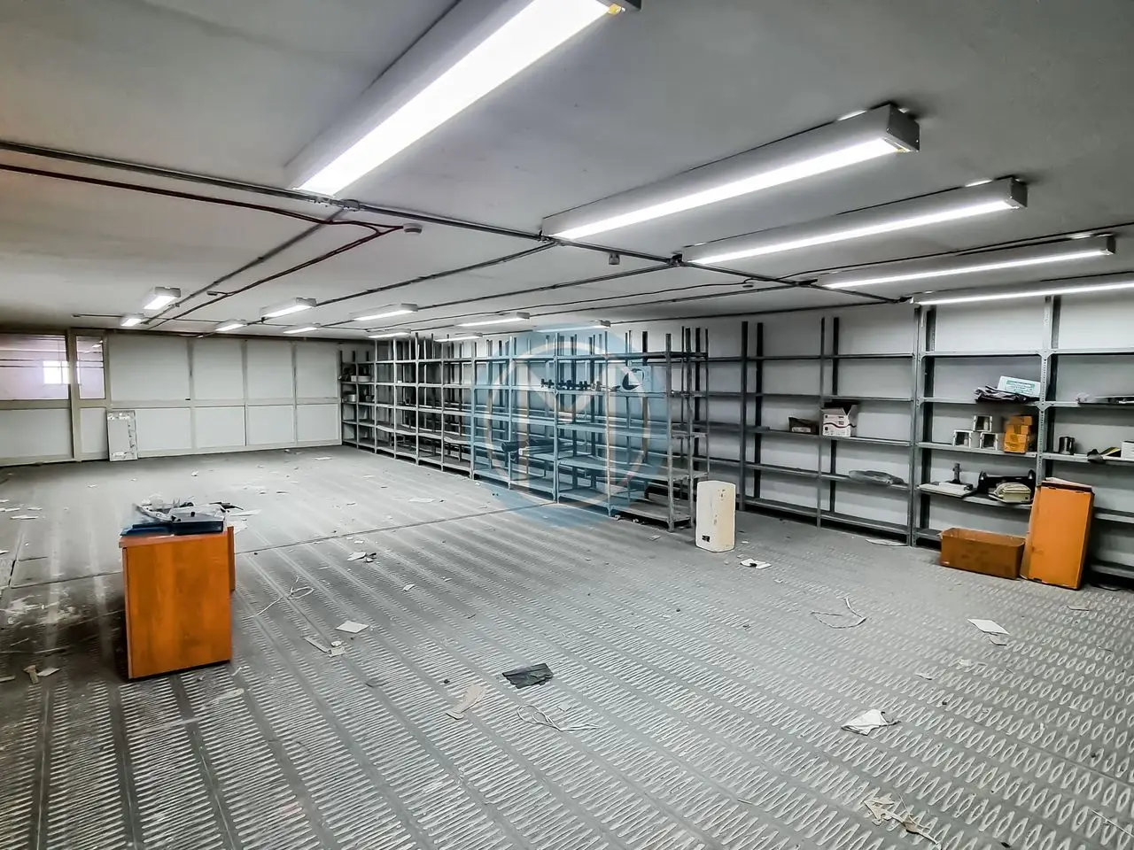 6968edcc8ec83beb437fd60f_6968ed5f8ec83beb437fd2d0 Large Warehouse To Let