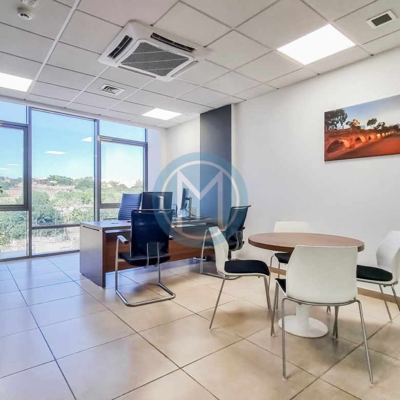 Office In Central Business Centre For Rent