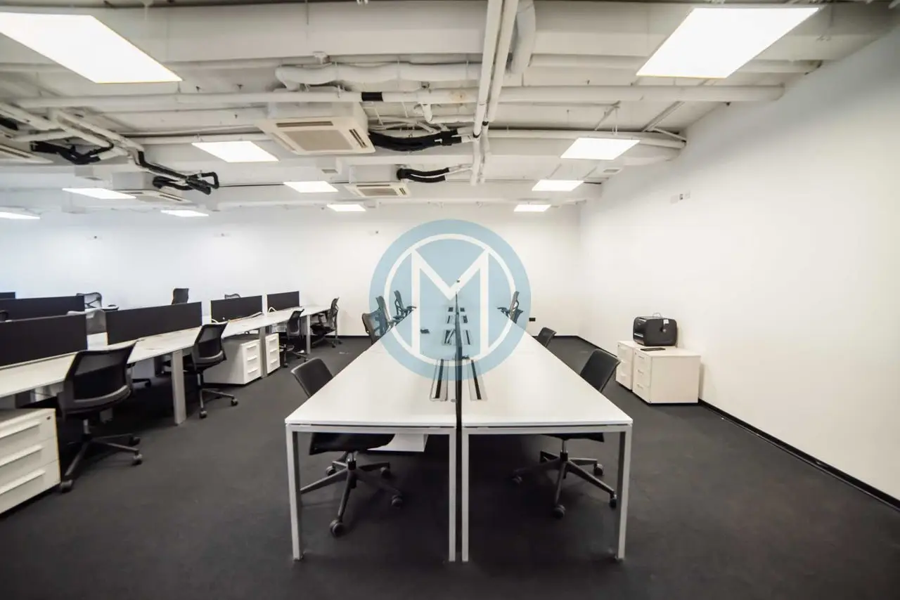 698ca3348352ce6fc41c3d0b_6979d8d7cdb4186721e76dc9 500 SQM Office in Gzira