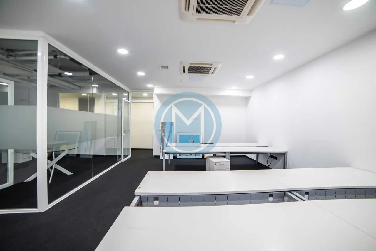 698ca3348352ce6fc41c3d0b_6979d8f0cdb4186721e77104 500 SQM Office in Gzira