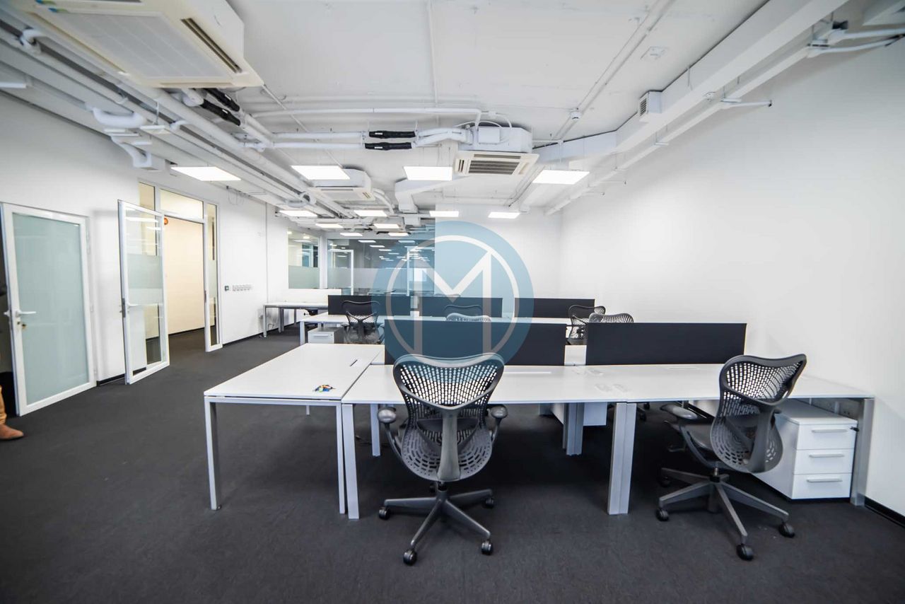 69b3c2a045bbbccea531a833_6979d92acdb4186721e77b19 Multi-Level Office To Let