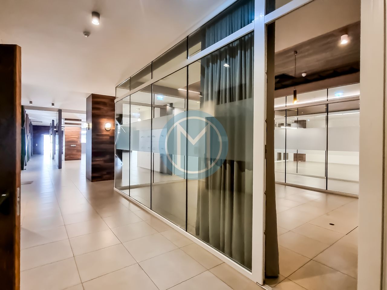 1000 SQM Office Space 1000 SQM Office Space