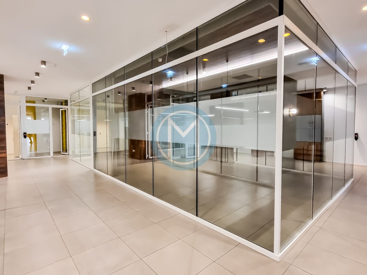 1000 SQM Office Space 1000 SQM Office Space