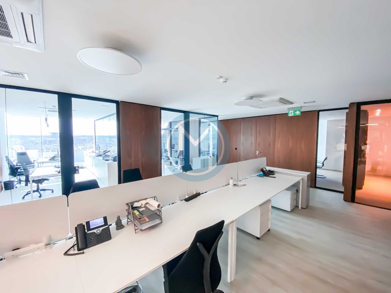 Bright 500 SQM Office To Let Bright 500 SQM Office To Let