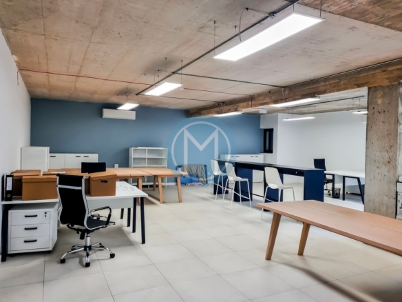 100 SQM Office To Let