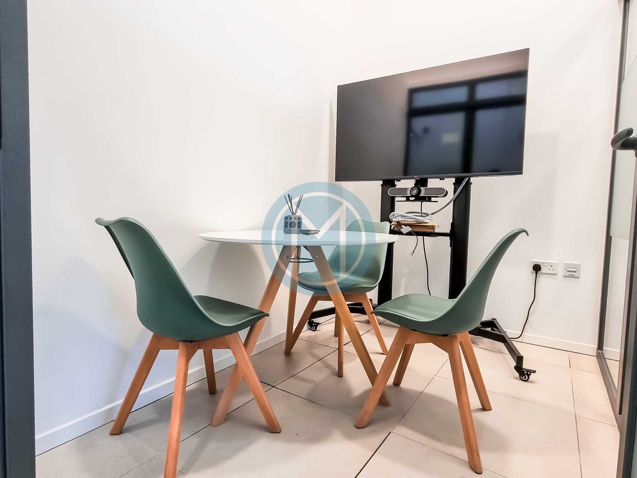 Seafront Office for Rent in Sliema (231m2) Seafront Office for Rent in Sliema (231m2)