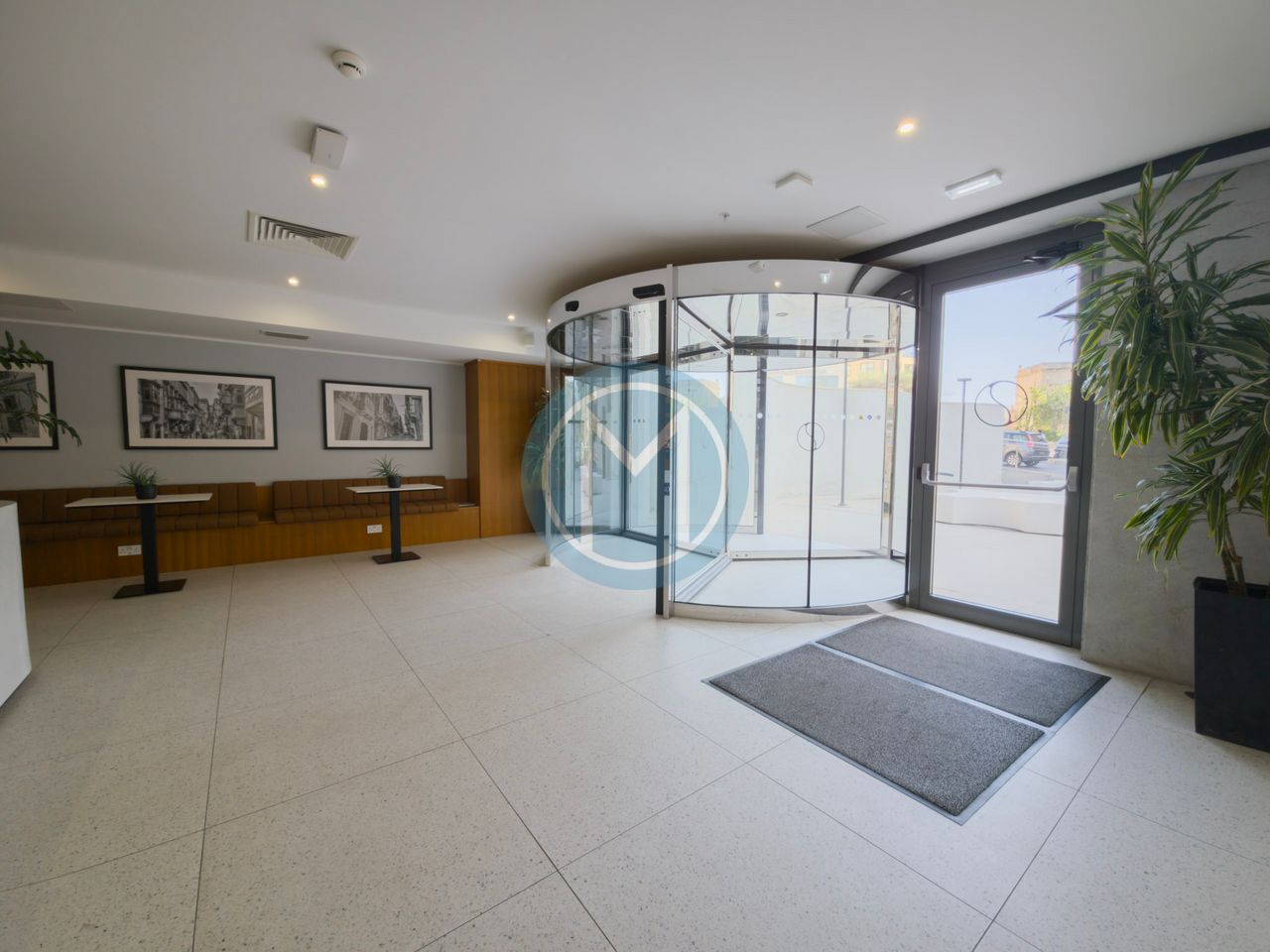 3-Person Executive Office near Portomaso Marina 3-Person Executive Office near Portomaso Marina