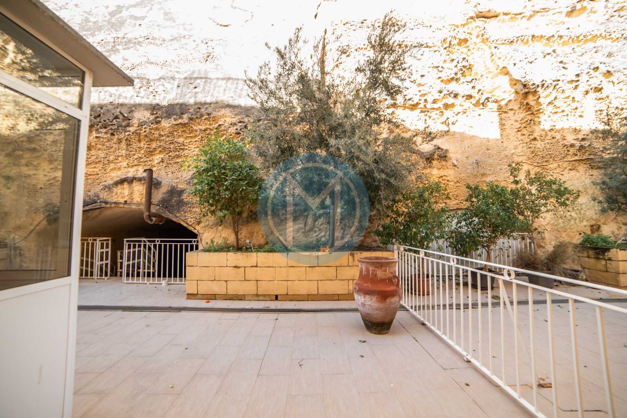365 SQM Office with Terrace for Rent in Valletta 365 SQM Office with Terrace for Rent in Valletta