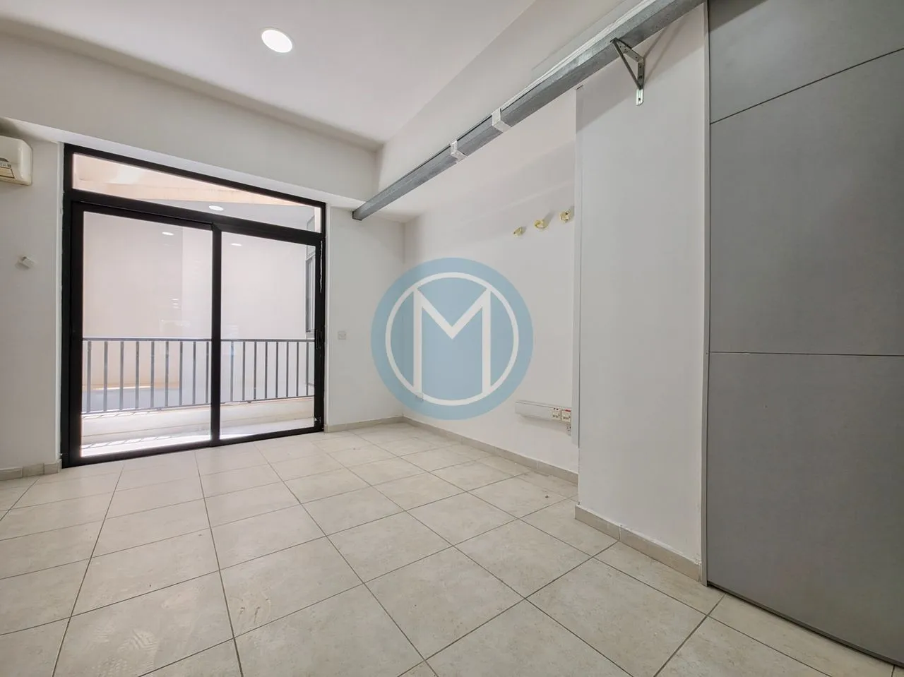 250 SQM Seafront Office in Sliema for Rent 250 SQM Seafront Office in Sliema for Rent