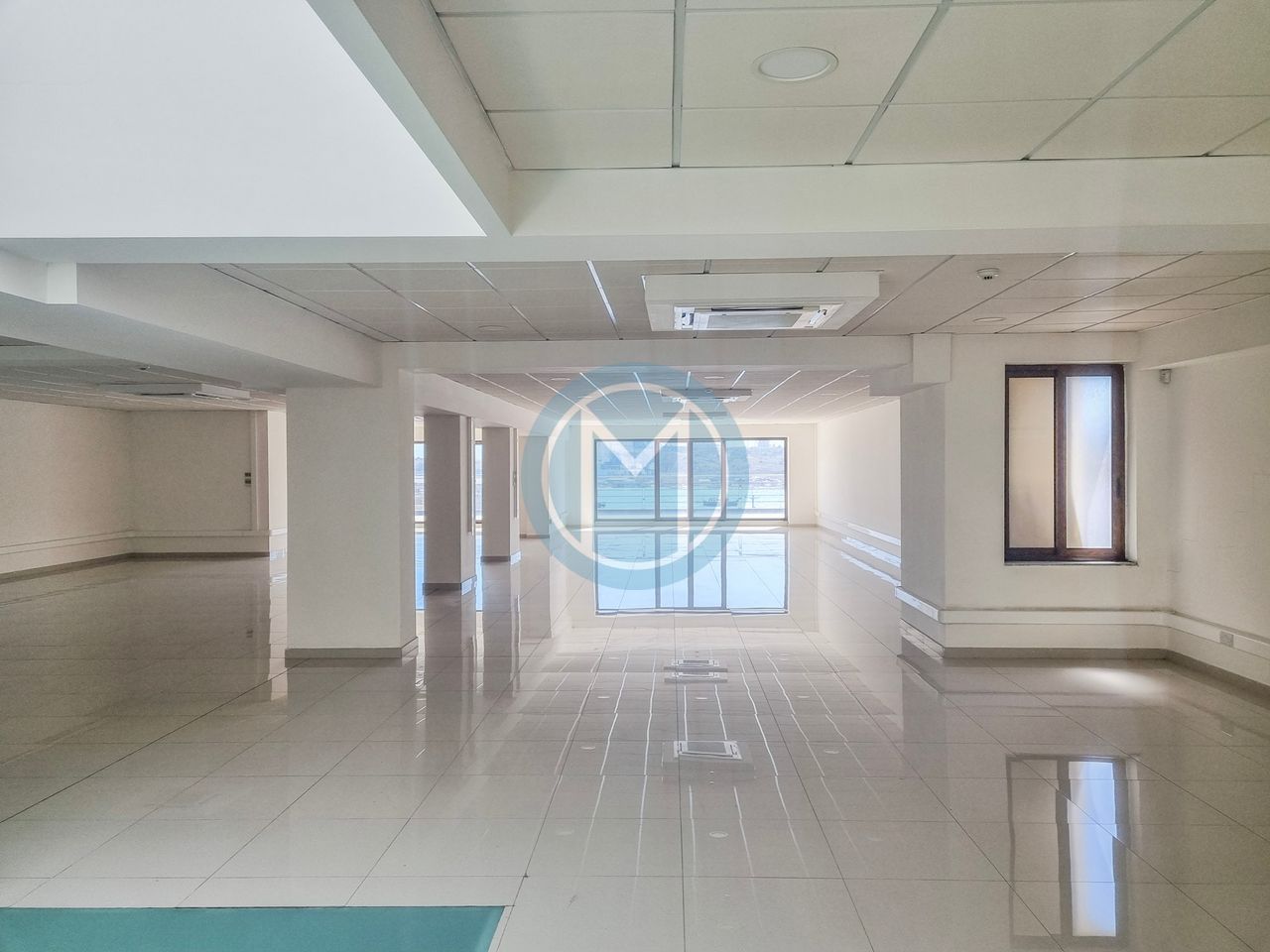 500 SQM Seafront Penthouse Office near Valletta 500 SQM Seafront Penthouse Office near Valletta