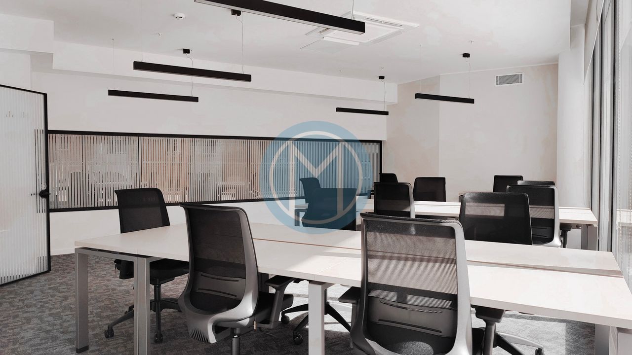 6-Person Office with Terrace in St Julian's 6-Person Office with Terrace in St Julian's