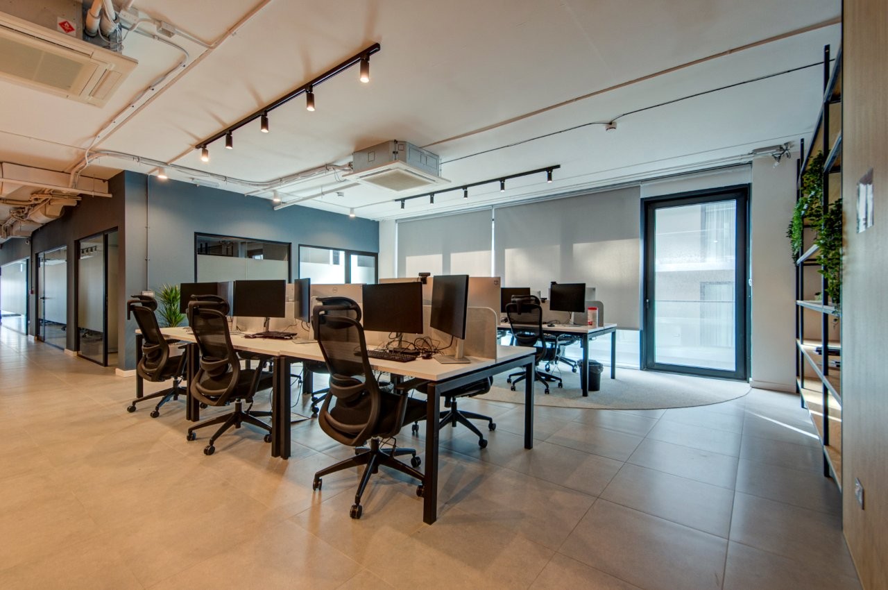 940 SQM Modern Office for Rent in St Julian’s 940 SQM Modern Office for Rent in St Julian’s