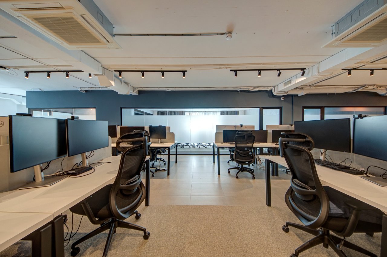 940 SQM Modern Office for Rent in St Julian’s 940 SQM Modern Office for Rent in St Julian’s