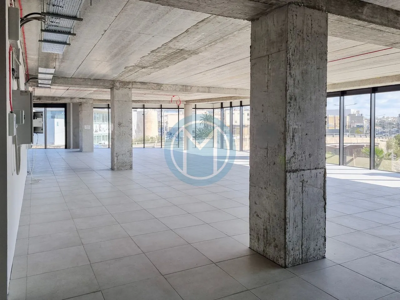 400 SQM Central Business District Office for Rent 400 SQM Central Business District Office for Rent
