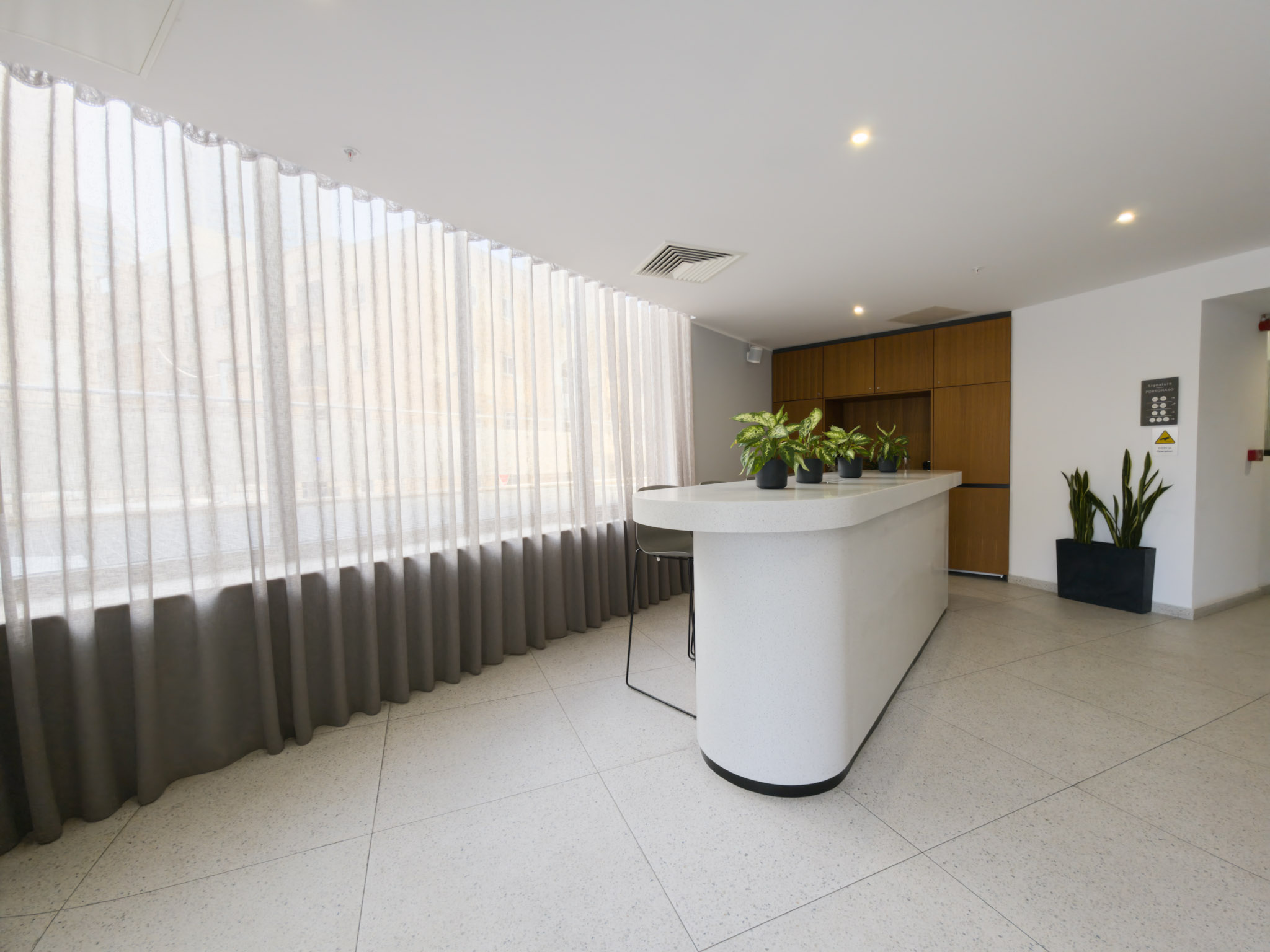 Small-Team Office in Portomaso with Parking Small-Team Office in Portomaso with Parking