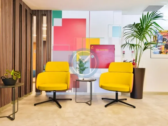 12 Person Plug-and-Play Office near Msida